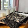 Shop Echarpe Marron Vert Kaki Catalina Femmes Echarpe & Tour De Cou
