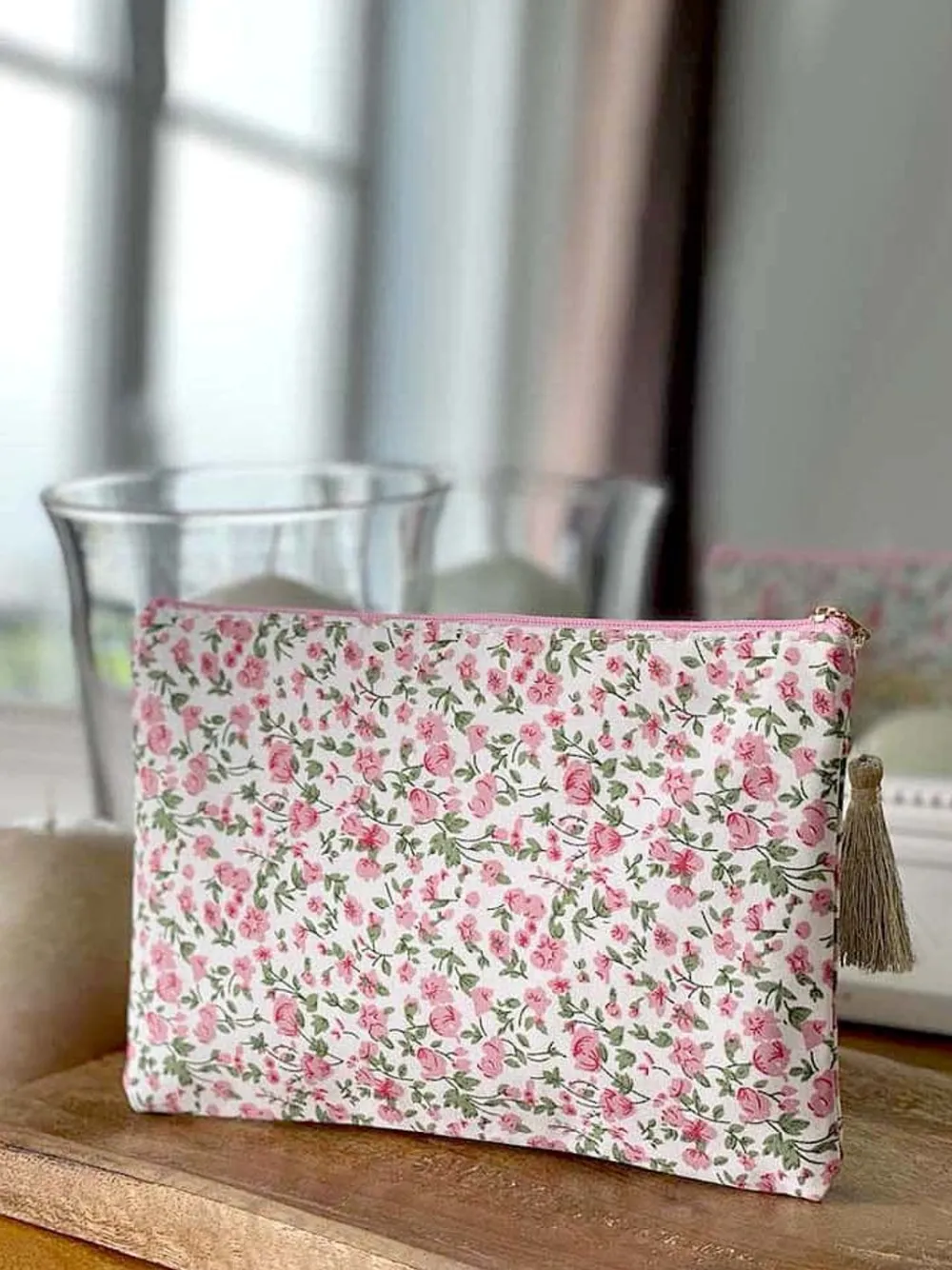 Cheap Pochette A Message Rose Taje Femmes Pochette & Trousse