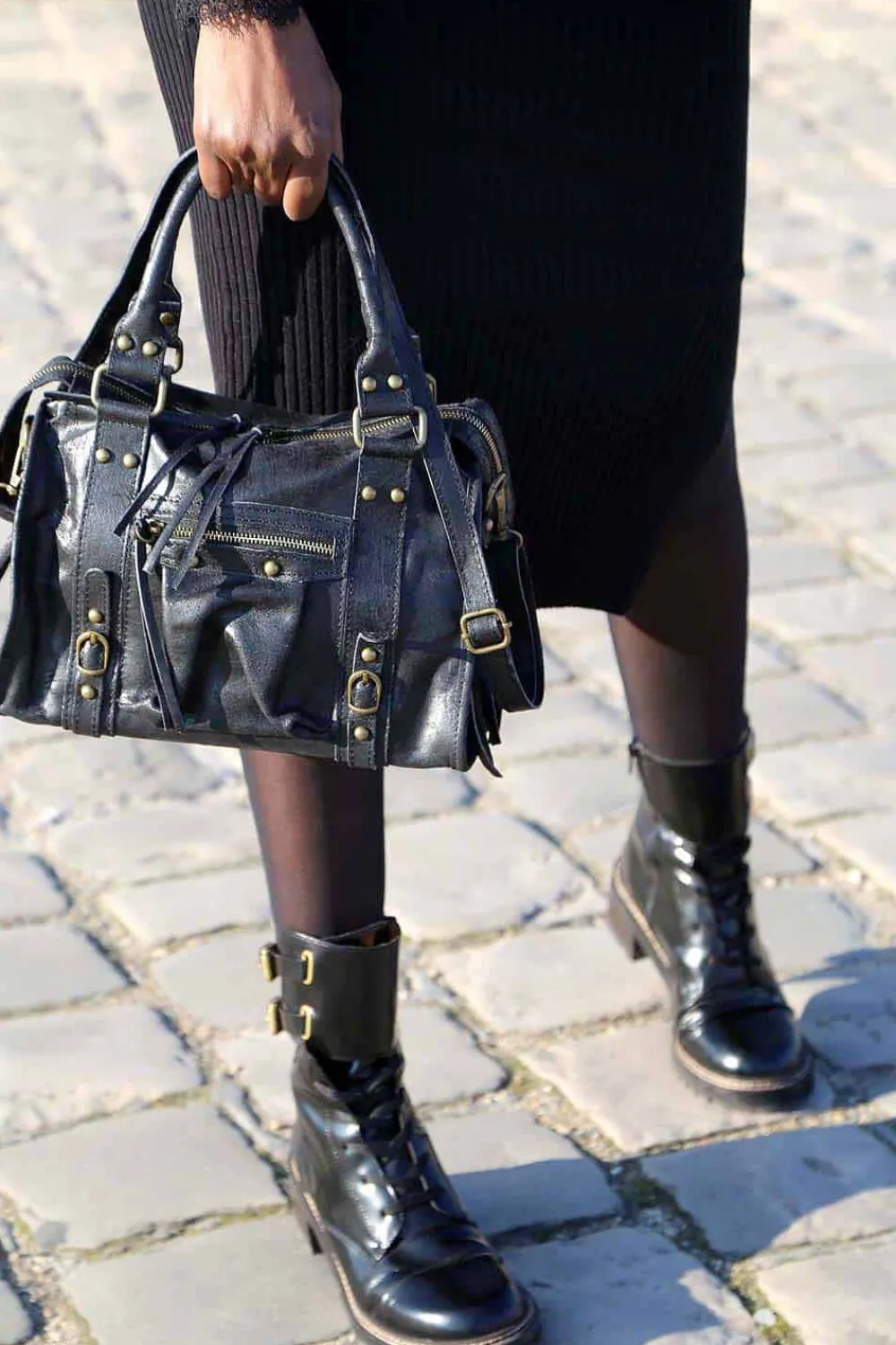 Shop Sac Noir Eloane Midi Femmes Sac Porte Epaule Avec Sangle